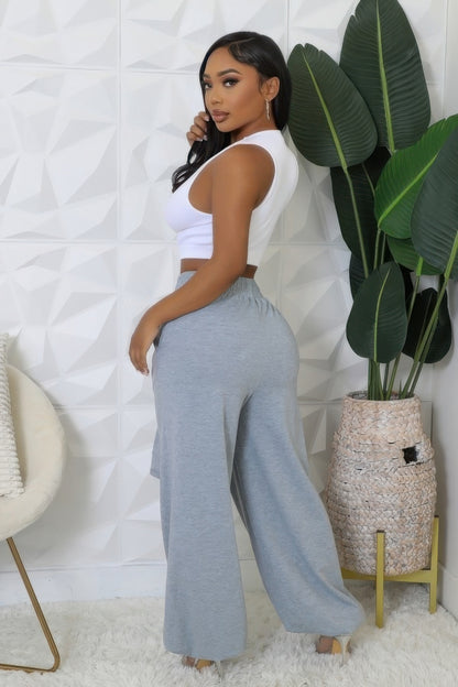 High-waisted Stretch Pants, designed for comfort and style