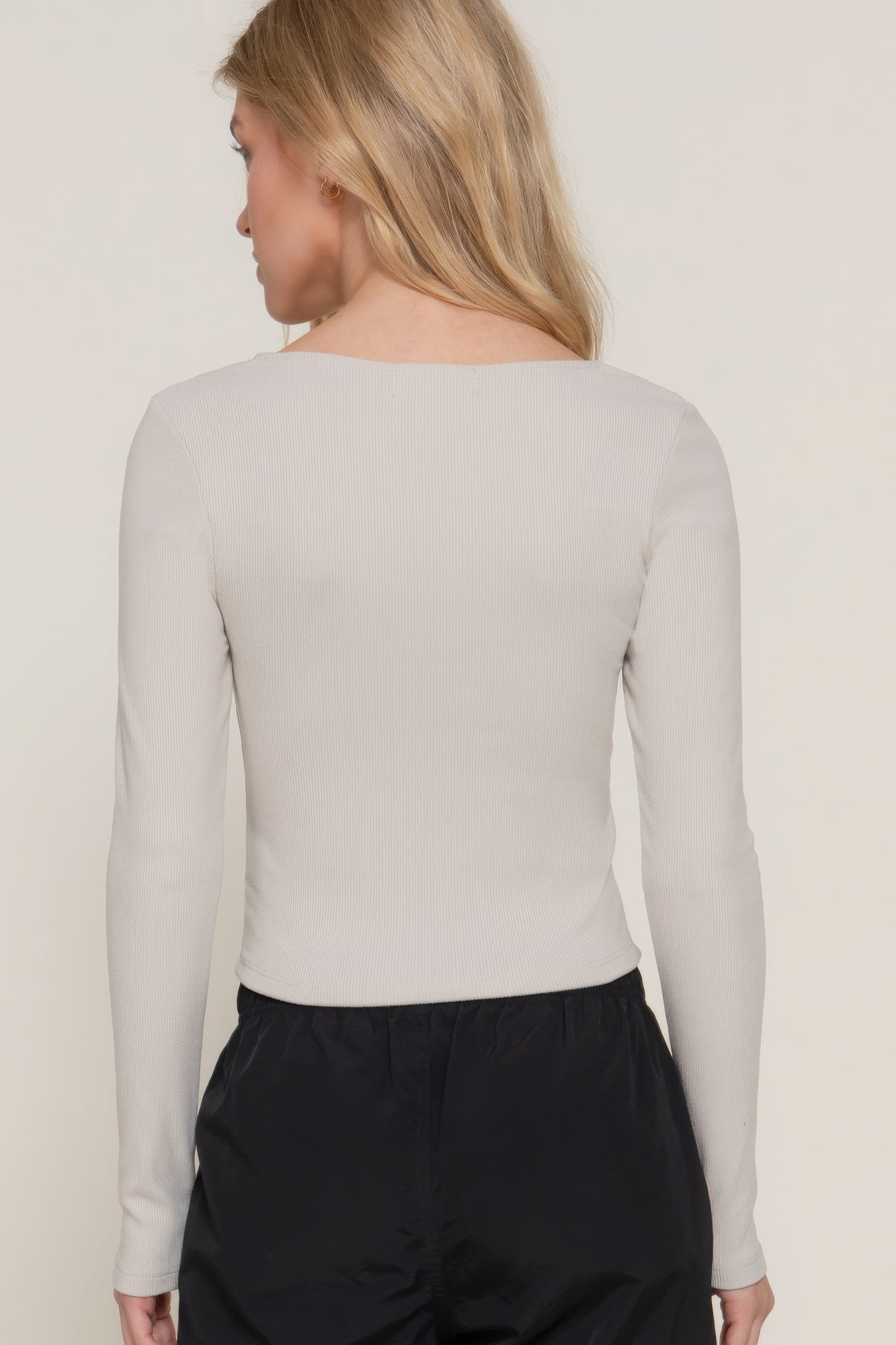 Long sleeve sweetheart neck seam detail knit top