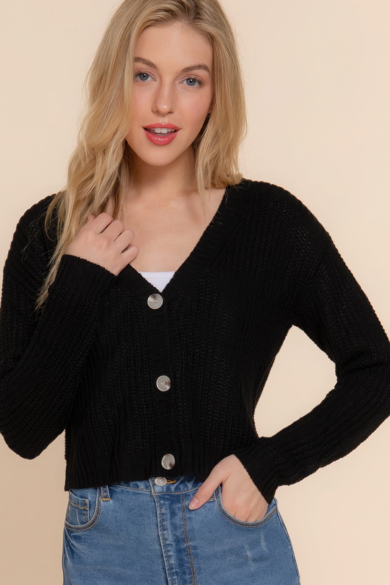 Long sleeve V-neck sweater cardigan, Stay cozy and stylish