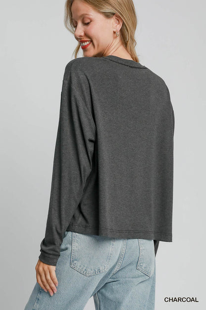 Soft Stretch Basic Top, a Versatile Wardrobe Staple