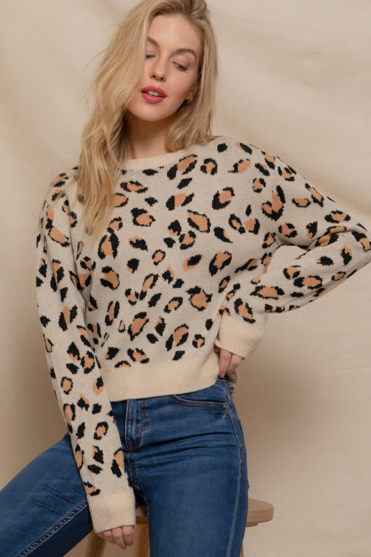 Long Slv Animal Jacquard Sweater, a blend of materials